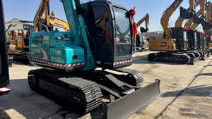 Excavadora Kobelco SK75 de segunda mano en buen estado, pocas horas de trabajo, miniexcavadora de 7 toneladas, usada, modelos SK75-8 y SK75 en stock, entrega rápida. - Product Image 4