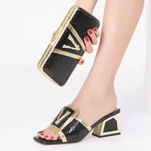 Fashion Designer Ladies Women Girls Shoes e Set di borse a mano in cristallo con pochette di strass abbinate