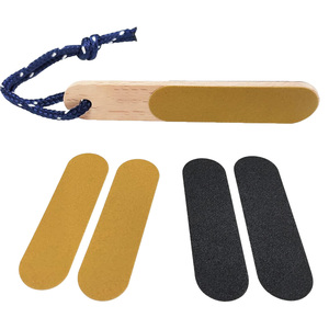Lima de uñas de doble cara diseñada para grietas causadas por la fricción y para escaladores experimentados con callosidades gruesas - Product Image 1