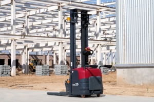 Gerbeur semi-électrique 1,5t 1500kg 2m à poussée manuelle, élévateur hydraulique pour entrepôt, gerbeur de palettes économique pour magasin de détail CE Solreign <span class=keywords><strong>CDD</strong></span> - Product Image 2