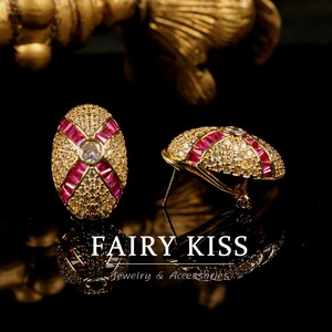 Pendientes Geométricos Vintage de Cobre con Diseño de Circonita, Simples y Elegantes, Versátiles, con Bloques de Color - Product Image 1