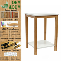 Table d'appoint carrée à 2 niveaux en bambou écologique, étagère ouverte, plateau blanc, table de chevet moderne en bambou pour chambre à coucher et salon