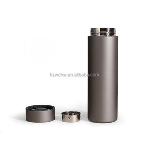 <span class=keywords><strong>Thermos</strong></span> écologique à double paroi en titane mat de 500 ml avec <span class=keywords><strong>infuseur</strong></span> à thé pour cadeaux d'affaires - Product Image 6