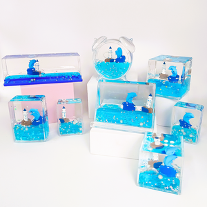 Bouteille flottante <span class=keywords><strong>en</strong></span> acrylique avec horloge à sable liquide, motif dauphin <span class=keywords><strong>3D</strong></span> ondulé et phare, souvenir de festival, cadeau, jouet anti-stress - Product Image 1