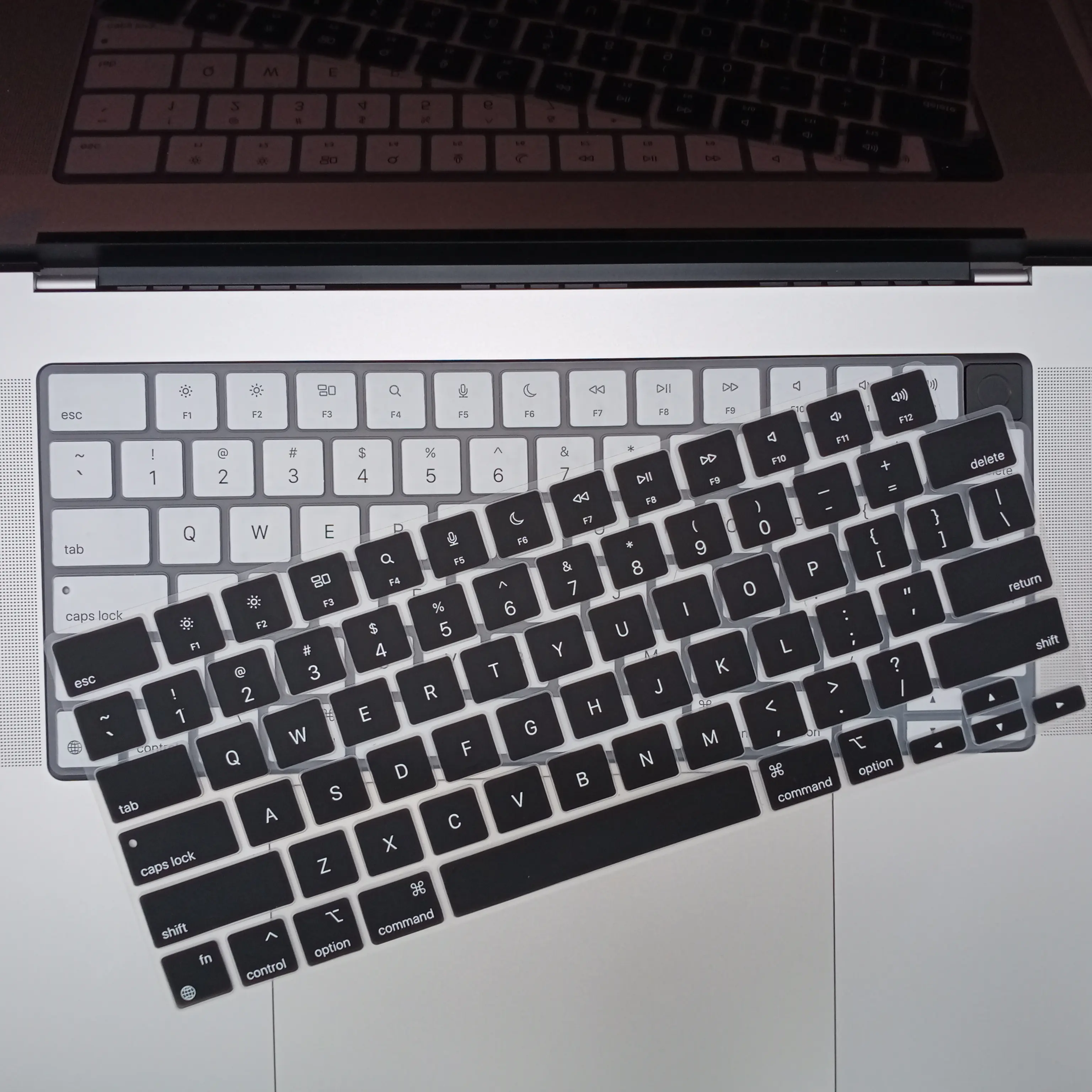 Capa de silicone para teclado com Macbook Pro 14/16 Skin 13.6 Polegada M1 para Macbook Air M2 A2681 2022 e compatível com
