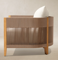 Chaise longue en teck Balmain résistante aux intempéries, aux UV et à l'eau, pour patio extérieur moderne