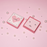 Boîte à bijoux portable pour la Saint-Valentin avec couvercle rabattable romantique pour les couples, thème rose, boîte rigide pour montre