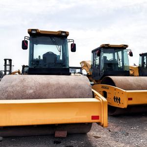 รถบดถนนไฮดรอลิกแบบสั่นสะเทือน รุ่น XS263J ขนาด 26 ตัน สำหรับงานวิศวกรรมโยธาและก่อสร้างถนน - Product Image 4