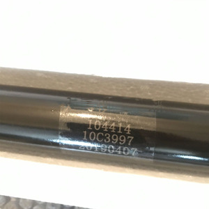 Pièce compatible Liugong 870H 860H 862H 856H Cylindre de levage du capot moteur 10C3997 Pièces de machines de construction directes d'usine - Product Image 4