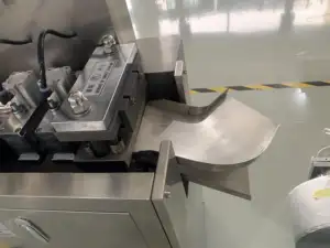 Pequeña máquina empacadora manual de blíster para tabletas de laboratorio a precio de fabricante