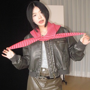Korean Style Striped <b>Hat</b> And Scarf Set Women Warm Knitted Hooded Neck Warmer Autumn Winter Foldable 54-56Cm Red Black Blue - Product Image 2