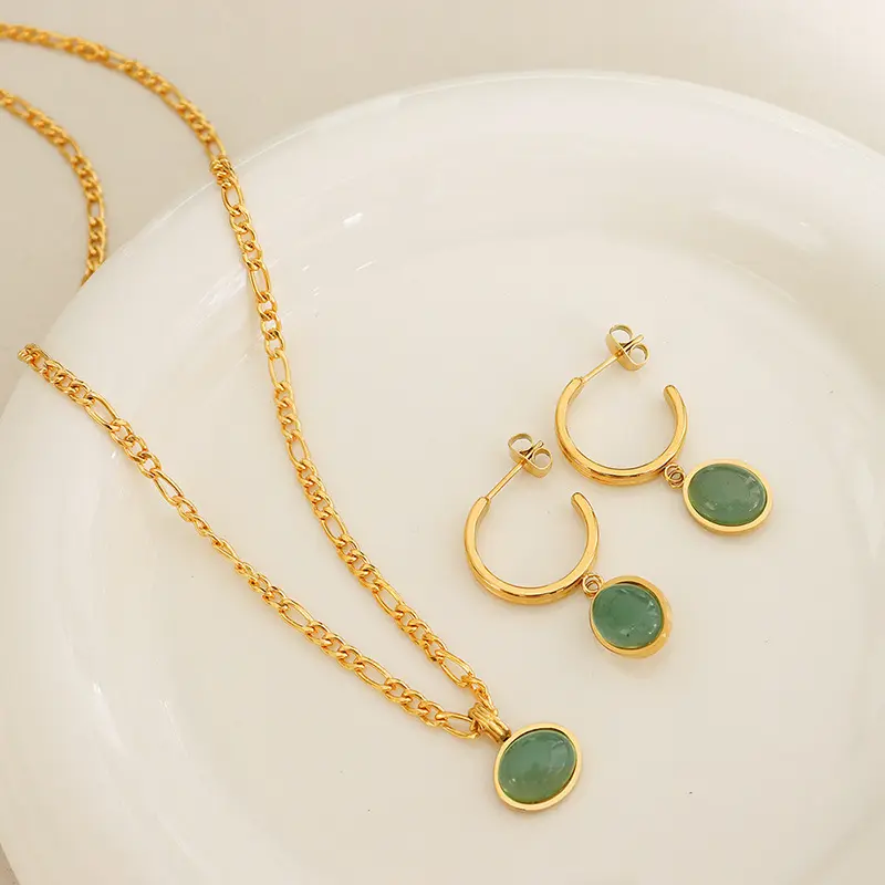 New Design 18K Gold Plated Stainless Steel Figaro Chain Green Aventurine Jade Round Pendant Necklace Earrings Set For Women