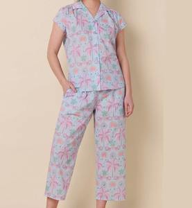 Ensemble de pyjama deux pièces personnalisé en voile 100 % coton, vêtements de maison confortables pour seniors avec fermeture élastique, vêtements de nuit <span class=keywords><strong>d</strong></span>'été pour femmes - Product Image 1