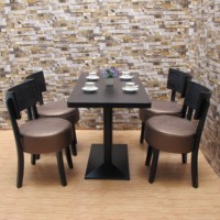 Café solide personnalisé en gros à manger table de dalles de bois à bord vif pour restaurant d'extérieur moderne à usage de haute qualité et bonne réputation