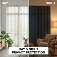 Stores verticaux JSL Hanas en polyester doux et transparent, avec contrôle de la lumière intégré, pour une intimité optimale, traitement de fenêtre haut de gamme sur mesure