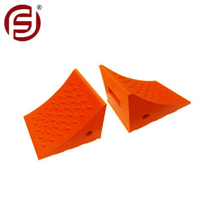 Cales de <span class=keywords><strong>roue</strong></span> légères en PU bouchon de pneu de voiture cale de <span class=keywords><strong>roue</strong></span> bon marché - Product Image 3