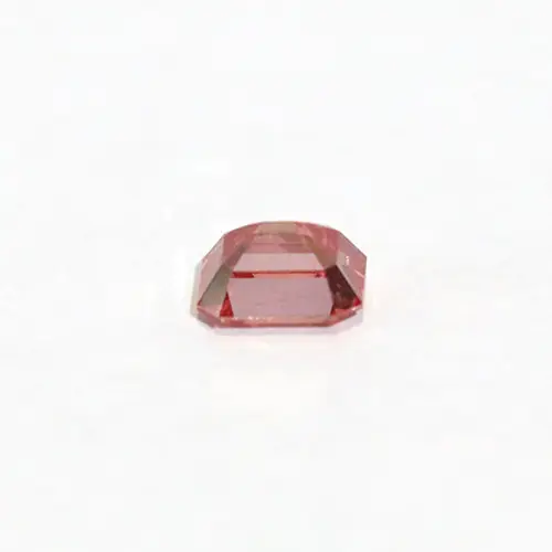 Im Labor gewachsener synthetischer Diamant 1,0 ct ausgefallener, lebendiger Edelstein im rosa Smaragds chliff