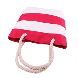 Sacs fourre-tout en coton rayés personnalisés, imprimés, robustes, avec poignées en corde, pour la plage - Product Image 4