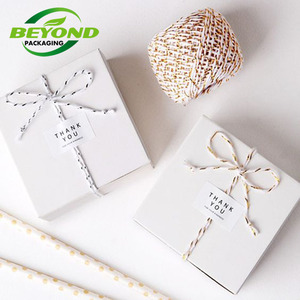 Tùy chỉnh cứng nhắc các tông giấy nắp và cơ sở với bọt chèn cho Móc Chìa Khóa <span class=keywords><strong>USB</strong></span> <span class=keywords><strong>Flash</strong></span> <span class=keywords><strong>Disk</strong></span> bao bì hộp - Product Image 2