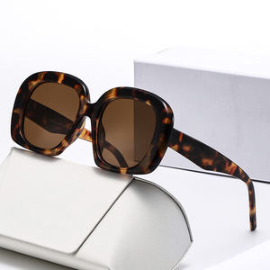 Gafas de Sol Vintage 6222 con Marco Grande para Hombre, Nuevas y Populares, Color Beige Cuadrado, Lentes Gruesas con Protección UV400 para Mujer - Product Image 6