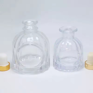 Hot Sale Luxury Reed Diffuser Glass <b>Bottle</b> <b>50ml</b> 100ml Aromatherapy Fragrance Oil with Pump Sprayer Round Shape and Hot Stamping - Product Image 1