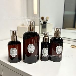 Botellas de spray de plástico Shengjie Packaging de 50ml 100ml 200ml 300ml con baño de oro para tóner, cuidado del cabello, recargables - Product Image 2