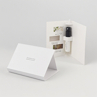 Ensemble de flacons d'échantillons de parfum 1ml 2ml 3ml avec carte parfumée, taille et couleur personnalisées, papier kraft de luxe, revêtement UV, vente d'usine, meilleur prix