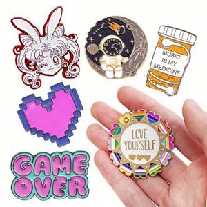 Pin de Solapa Personalizado de Metal con Diseño de Anime, Fabricante de Pines de Esmalte Duro y Suave, Diseña el Tuyo Propio - Product Image 4