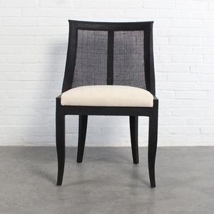 Chaise de salle à manger en bois de chêne massif de style français du milieu du siècle de haute qualité avec dossier en rotin, design antique pour les restaurants, les événements et la <span class=keywords><strong>location</strong></span> - Product Image 4