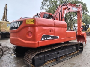 Excavadora Doosan DX140LC de alta calidad a la venta con caja de cambios de motor de componentes básicos; los modelos incluyen DX225 DX300 - Product Image 3