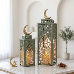Faroles de Hierro Esmeralda para Ramadán con Diseño Moderno de Luna Creciente y Caligrafía Árabe para Decoración del Hogar - Product Image 1