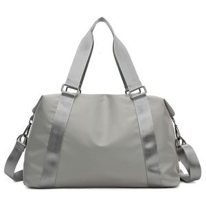 Bolsa Deportiva de Nailon para Mujer con Logotipo Personalizado en Diferentes Colores a Elegir - Product Image 2