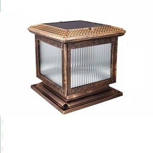 Lampe à pilier LED solaire 300x300x300mm carrée pour extérieur, jardin, portail, clôture, avec panneau solaire, double couleur blanc chaud - Product Image 3