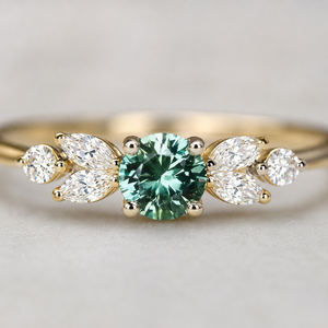 Anello dal design color smeraldo, anello da dito dallo stile elegante per donna - Product Image 5