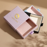 Boîte à bijoux carrée, organiseur de style tiroir, rangement pour colliers, bagues, pendentifs, boîte d'emballage doublée de velours avec logo doré