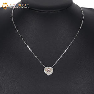 Collar con Colgante de Diamante Cultivado en Laboratorio Goldleaf Classic, Corte Corazón, Oro de 14k, Certificado IGI, Regalo para Compromiso, Boda, Aniversario, Fiesta - Product Image 4