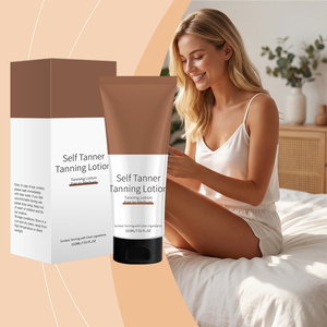 Refreshing Non-Greasy Moisturizing Outdoor <b>Tanning</b> Body <b>Lotion</b> With a Nourishing and Moisturizing Effect - Product Image 2