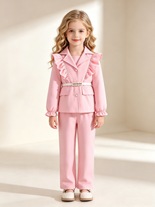 Nuova Collezione Autunno Inverno 2026: <span class=keywords><strong>Blazer</strong></span> per Bambine con Maniche Lunghe, Chiusura Monopetto, Cintura Bianca e Bordi Arricciati in Poliestere - Product Image 1