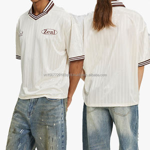 Maillot de football coupe ample, color block, respirant, anti-UV, séchage rapide, col en V, manches courtes, haute qualité, tendance été - Product Image 1