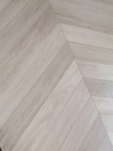 Luz de luz de Color blanco cálido Chevron 60 grados diseñado pisos de roble - Product Image 6