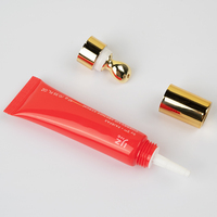 Emballage vide d'huile pour les lèvres de 10ml 20ml de cosmétiques avec tête en céramique Tube de compression de brillant à lèvres Logo personnalisé Tuyaux de crème pour les yeux en plastique