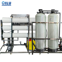 Système de purification d'eau alcaline par osmose inverse de 3000 litres par heure avec réservoir sous pression, boîte de vitesses et filtration d'eau dure pour usage commercial