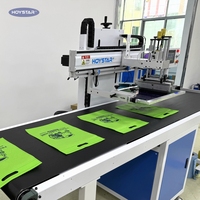Máquina de Serigrafía para Bolsas No Tejidas con Cinta Transportadora y Mesa de Trabajo con Vacío