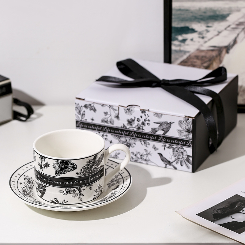 Pinellia flower-cup and saucer set - 220ml