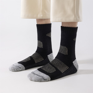 Merino <b>Wool</b> Crew <b>Socks</b> Thickened Mid Calf Outdoor Hiking <b>Socks</b> For Men Women Color Blocking Pattern - Product Image 2