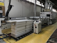 Nouveau chargeur latéral automatique direct d'usine pour des machines de travail du bois pour l'usine de meubles