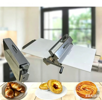 Laminoir à pâte commercial manuel en acier inoxydable pour croissants et pizzas, épaisseur réglable, utilisation sur comptoir, pour boulangerie