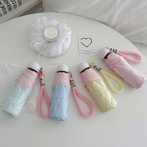 Parapluie pliant anti-UV pour femme, parasol moderne pratique, ultra-léger, compact, semi-automatique, options de couleurs - Product Image 3