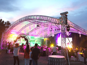 Sistema de armazón de techo de aleación de aluminio, armazón de techo de aluminio con pernos de escenario, armazón de iluminación para conciertos, escenario móvil para conciertos - Product Image 6