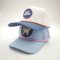 Vente en gros Casquette de golf personnalisée à 5 panneaux Casquette de baseball OEM en polyester de haute qualité découpée au laser avec logo en caoutchouc
